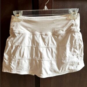 LULULEMON Pace Rival Skirt 🤍 Size 2